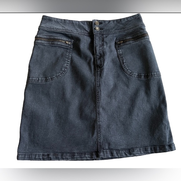 PRANA BROADWAY DENIM Onyx Black Mini Skirt Organic Cotton With Zippers Size 8 - Picture 2 of 7